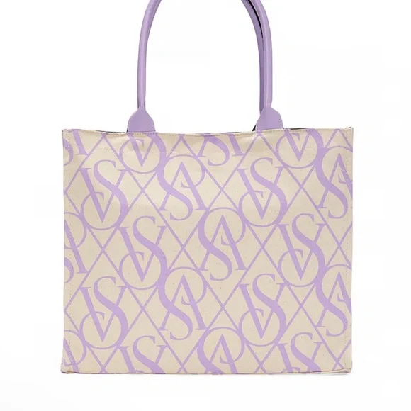 Victoria’s secret’s The Balance Ritual Kit Giftset - Picture 2 of 3